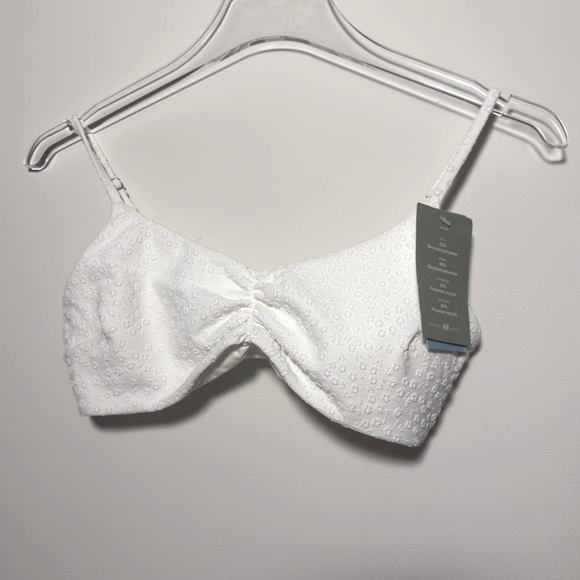 NWT - H&M Bikini Top White Size 8 - Picture 1 of 4